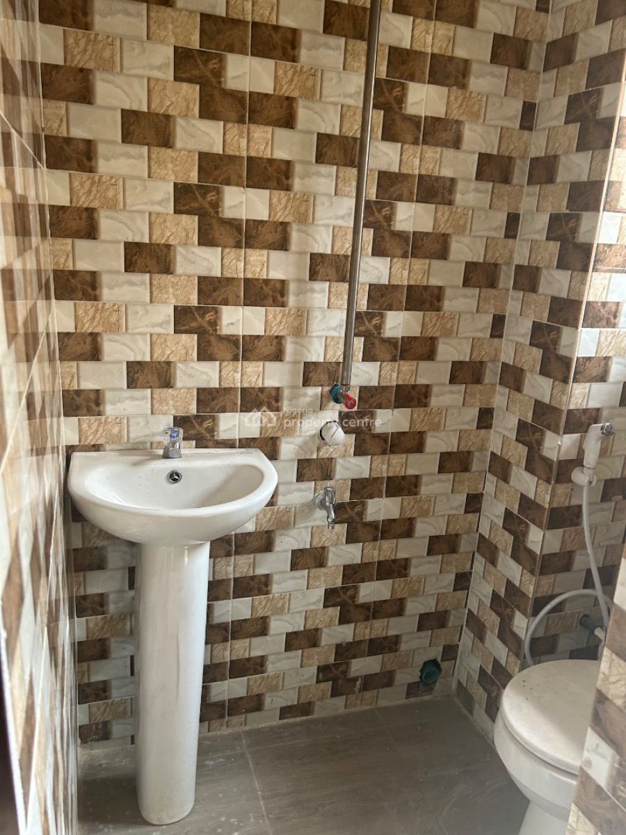 Portable 2 Bedroom Flat Upstairs  with Excellent Finishing, Federal Peace Estate, Isheri Olofin, Alimosho, Lagos, Flat / Apartment for Rent