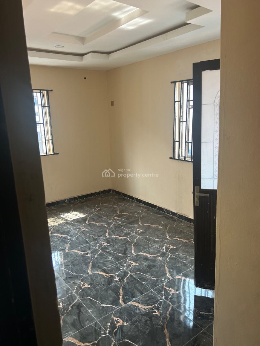 Portable 2 Bedroom Flat Upstairs  with Excellent Finishing, Federal Peace Estate, Isheri Olofin, Alimosho, Lagos, Flat / Apartment for Rent