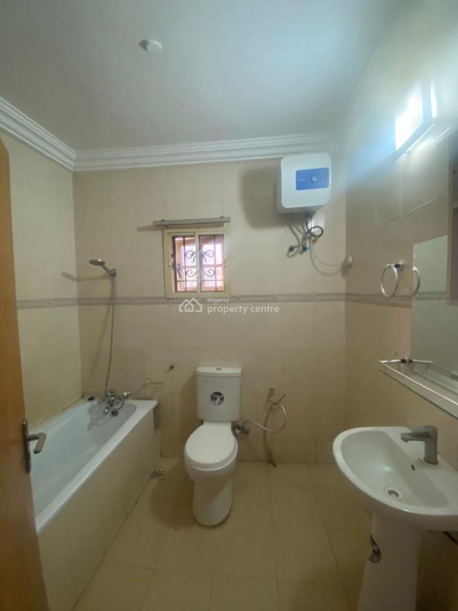 Tastefully Renovated 4 Bedroom Semi Detached Duplex with a Bq, Wuse 2, Abuja, Detached Duplex for Rent