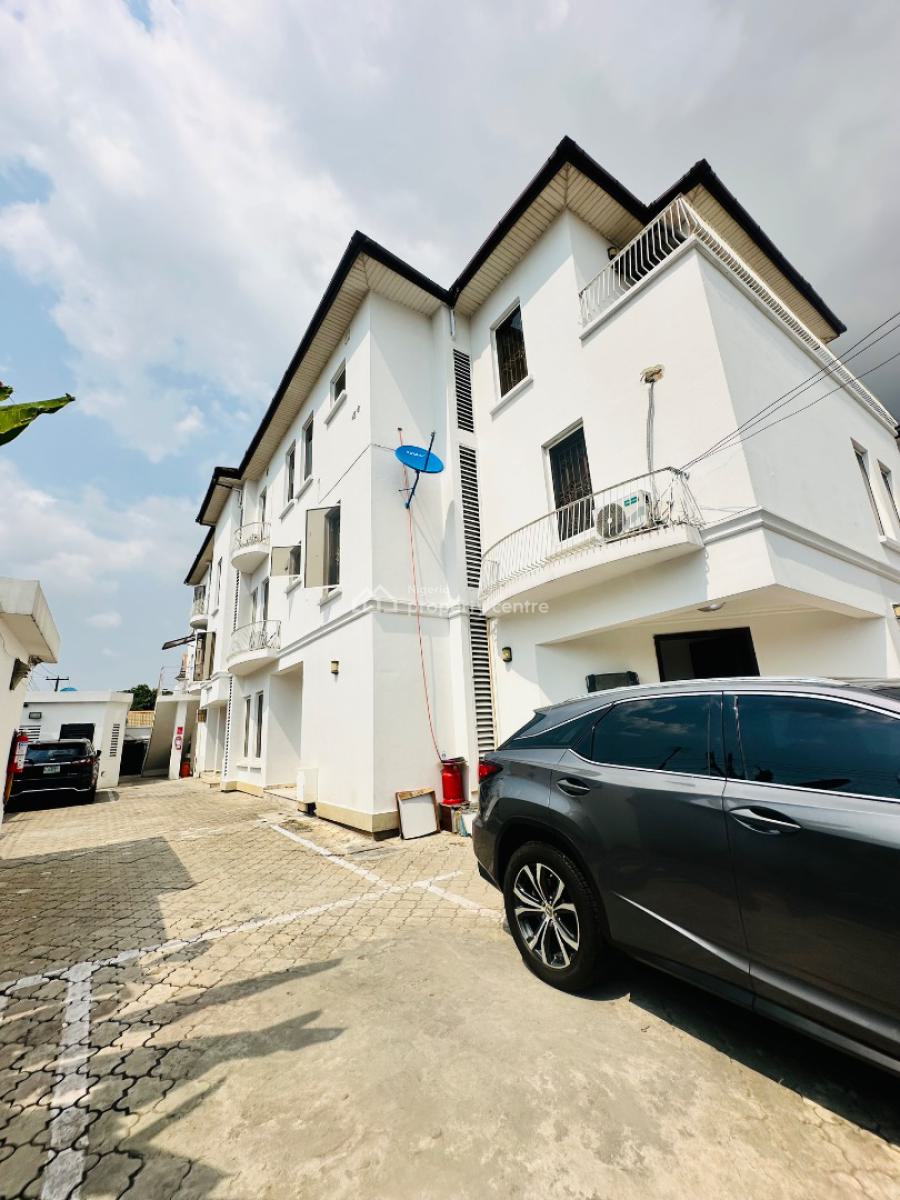 3 Bedroom Apartment, Lekki Phase 1, Lekki, Lagos, Flat / Apartment for Rent