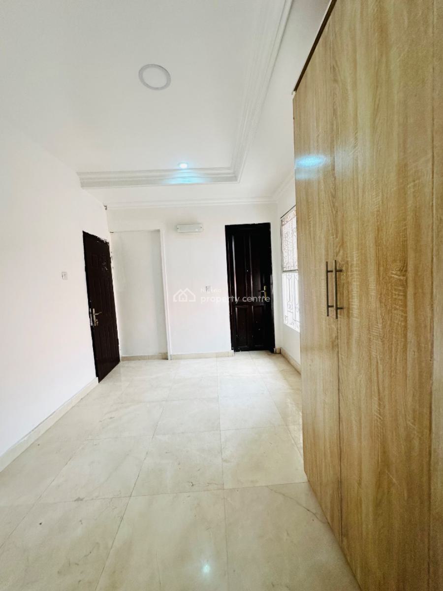 3 Bedroom Apartment, Lekki Phase 1, Lekki, Lagos, Flat / Apartment for Rent