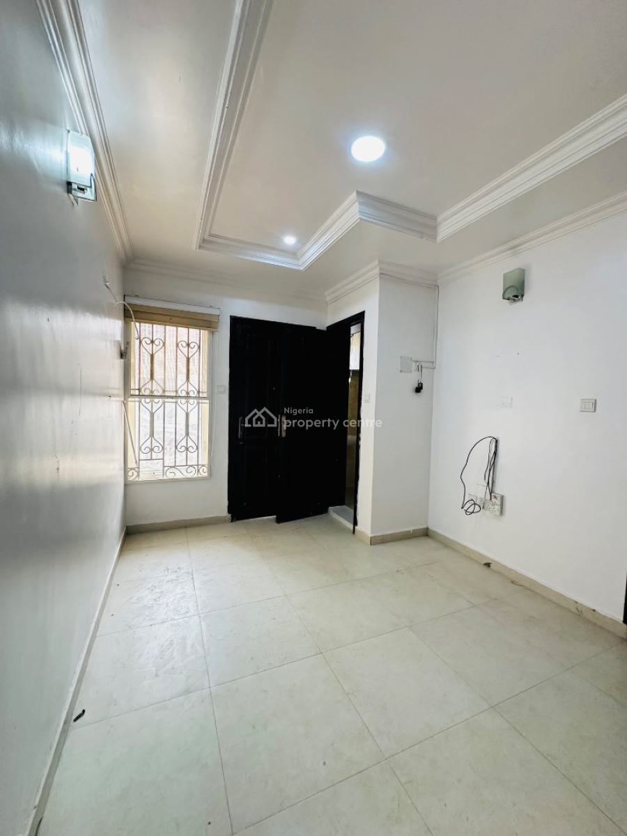 Neatly Built 1 Bedroom Apartment, Off Admiralty Way, Lekki Phase 1, Lekki, Lagos, Mini Flat (room and Parlour) for Rent