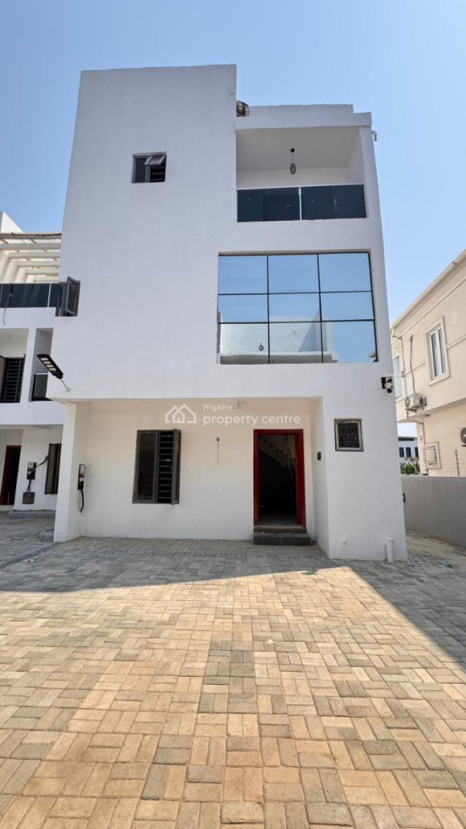 Beautiful 4 Bedroom Terrace  Duplex Featuring a Bq., Lekki, Lagos, Terraced Duplex for Sale