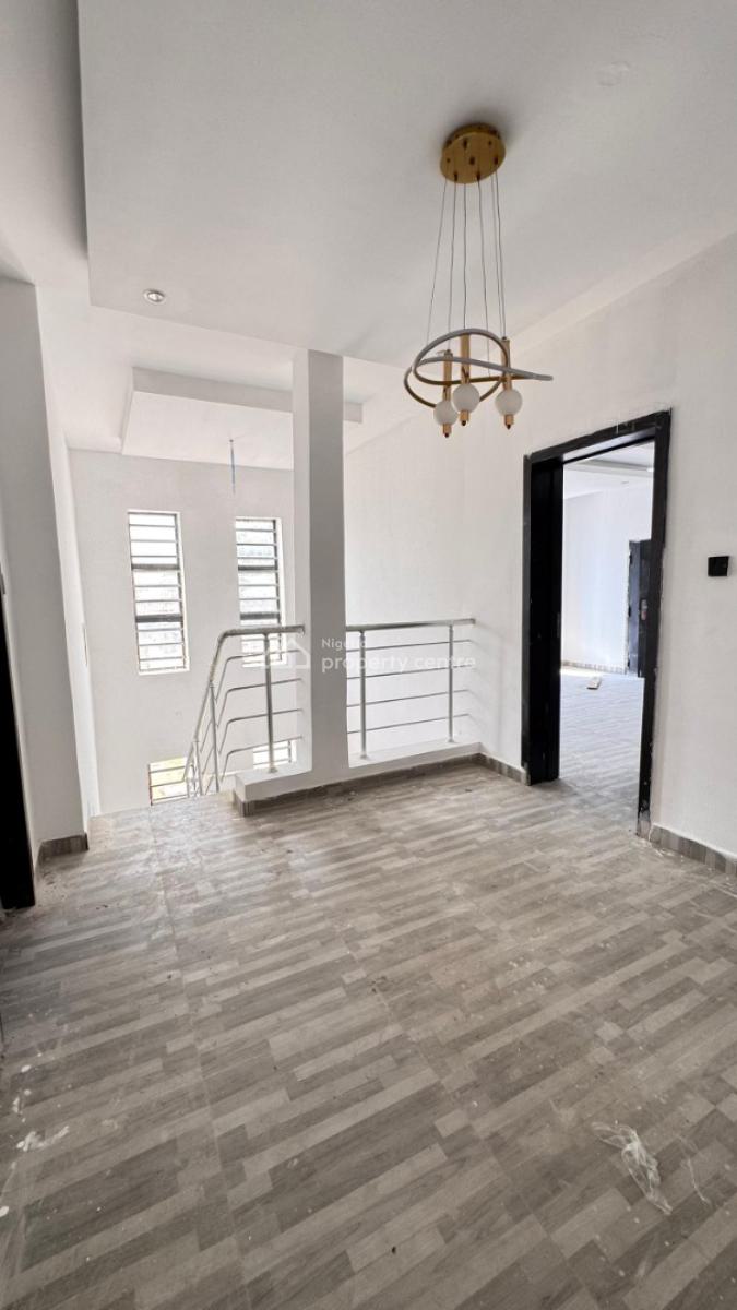 Beautiful 4 Bedroom Terrace  Duplex Featuring a Bq., Lekki, Lagos, Terraced Duplex for Sale