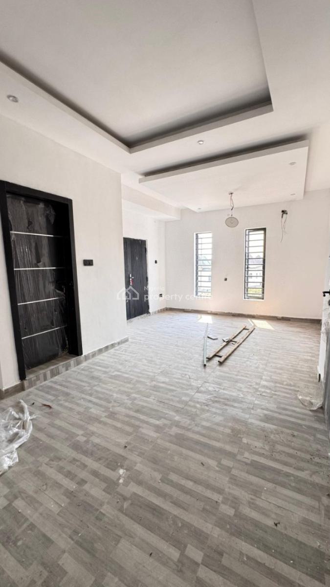 Beautiful 4 Bedroom Terrace  Duplex Featuring a Bq., Lekki, Lagos, Terraced Duplex for Sale