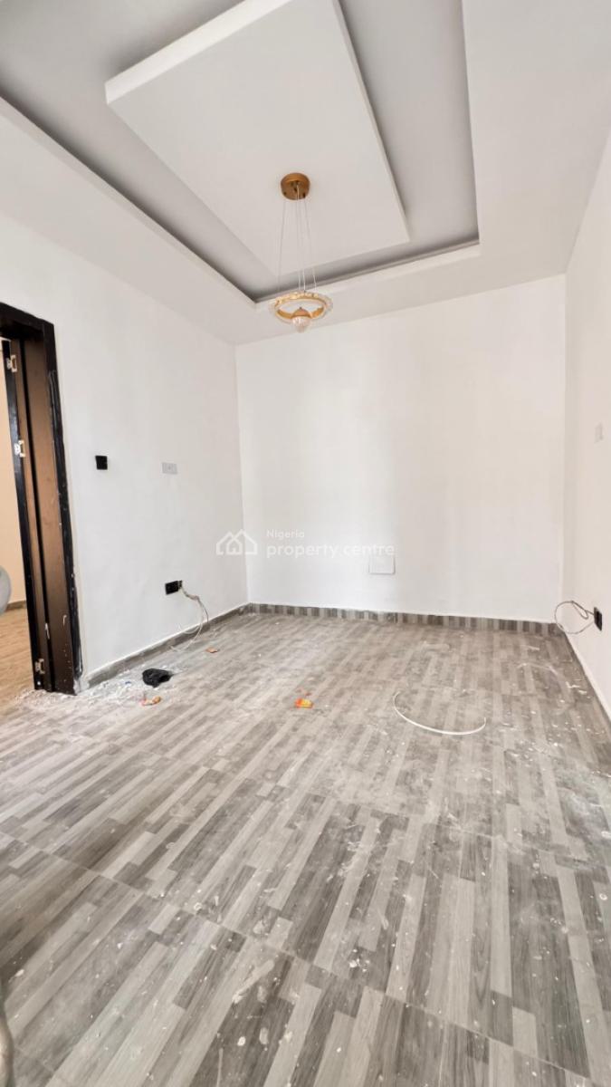 Beautiful 4 Bedroom Terrace  Duplex Featuring a Bq., Lekki, Lagos, Terraced Duplex for Sale