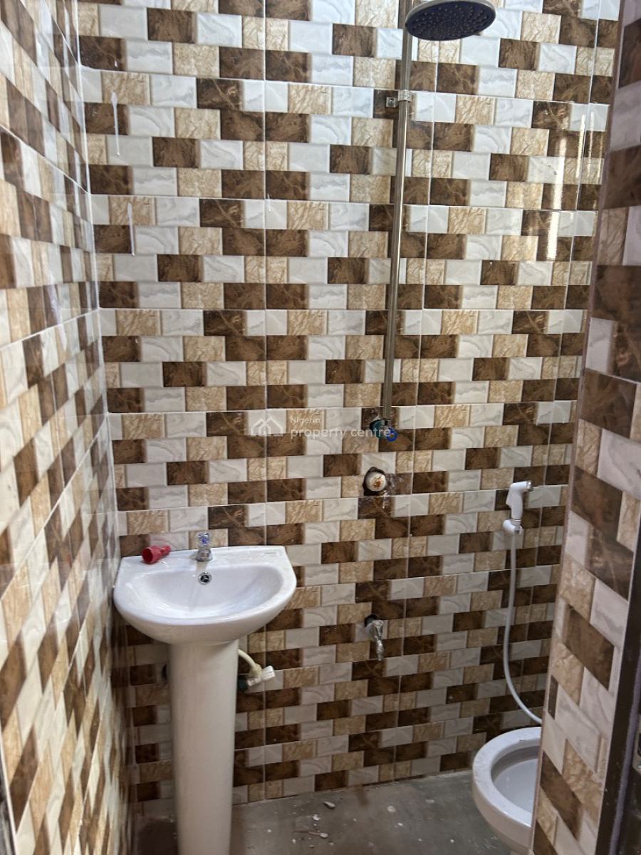 Portable 2 Bedroom Flat (downstairs) with Excellent Finishing, Federal Peace Estate, Isheri Olofin, Alimosho, Lagos, Flat / Apartment for Rent