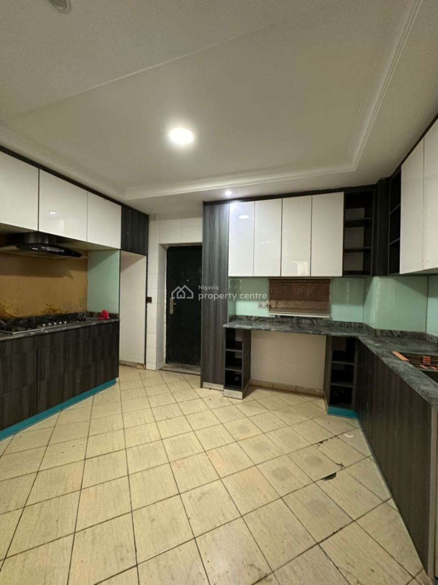 Very Nice Flat with Boys Quarter, Prime Waterview Estate, Lekki, Lagos, Flat / Apartment for Rent