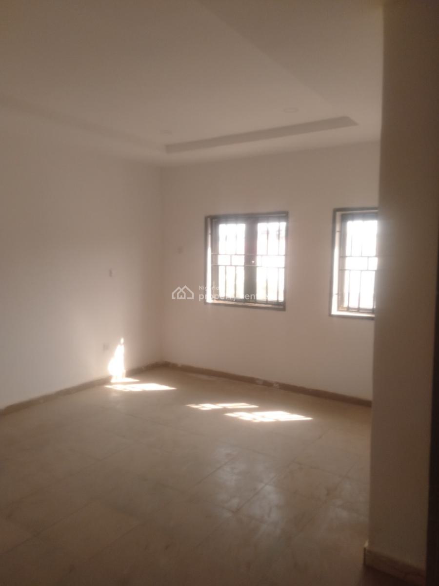 Newly Renovated & Lovingly Finished 4-bedroom Semi-detached Duplex, 3rd Avenue, Gwarinpa, Abuja, Semi-detached Duplex for Rent