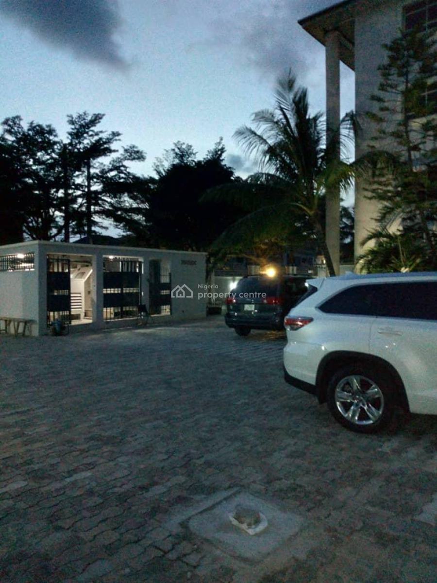 Corporate Tenanted 8 Units 3 Bedroom Flat with Bq, Lekki Phase 1, Lekki, Lagos, Block of Flats for Sale