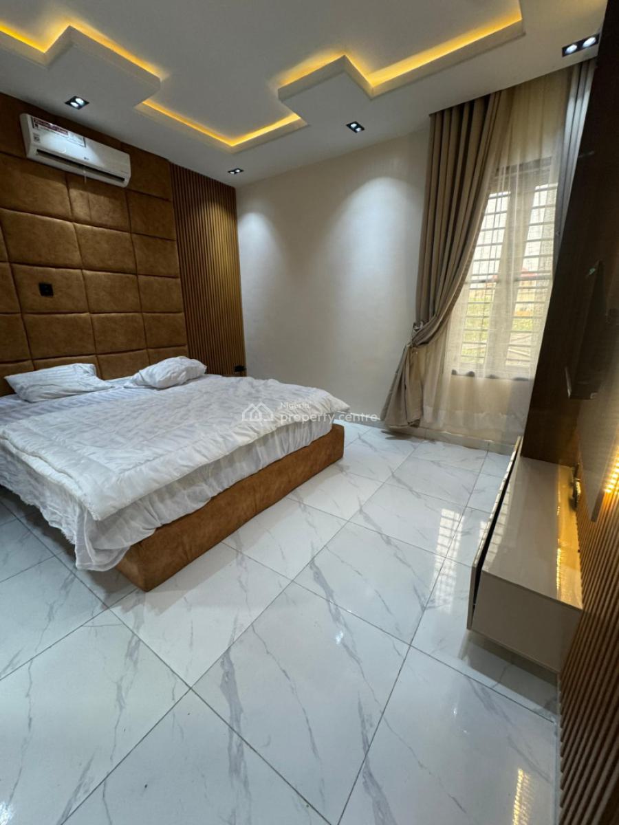 3 Bedroom Luxury Apartment, Bush Street, Anthony, Maryland, Lagos, Flat / Apartment Short Let