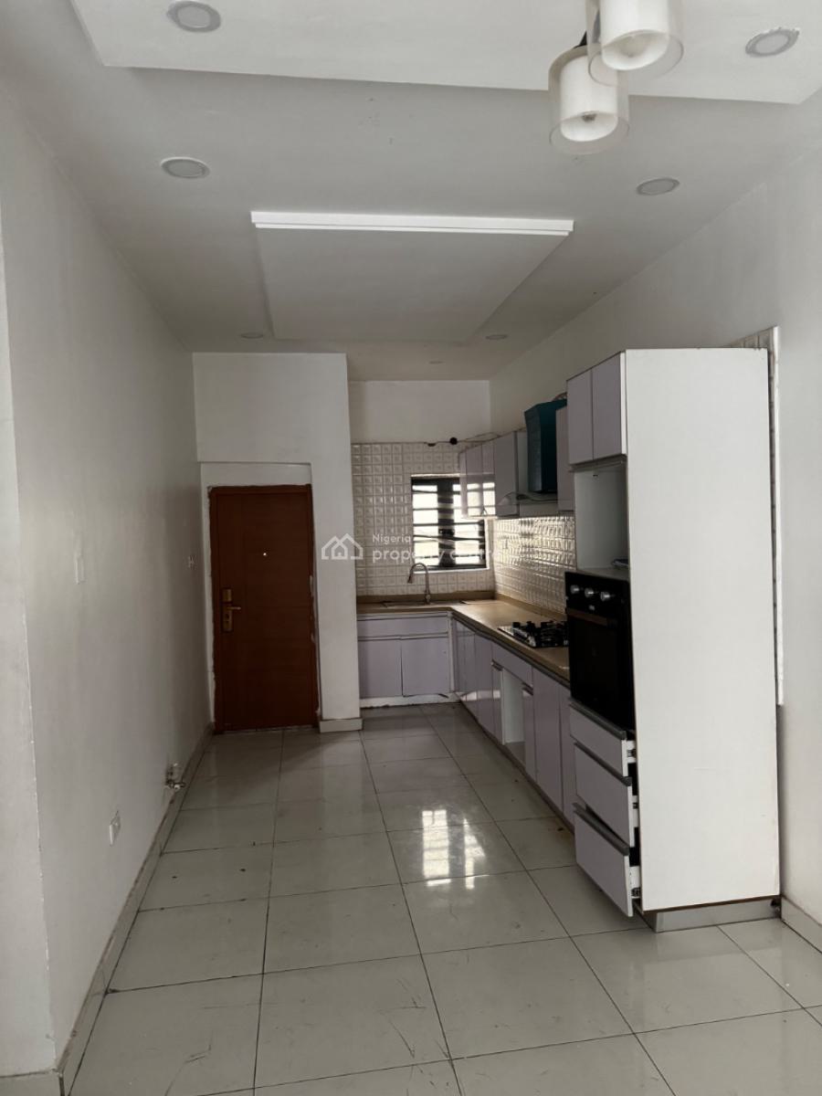 Well Maintained 2-bedroom Terrace Duplex with Bq, General Paint, Ajah, Lagos, Terraced Duplex for Rent