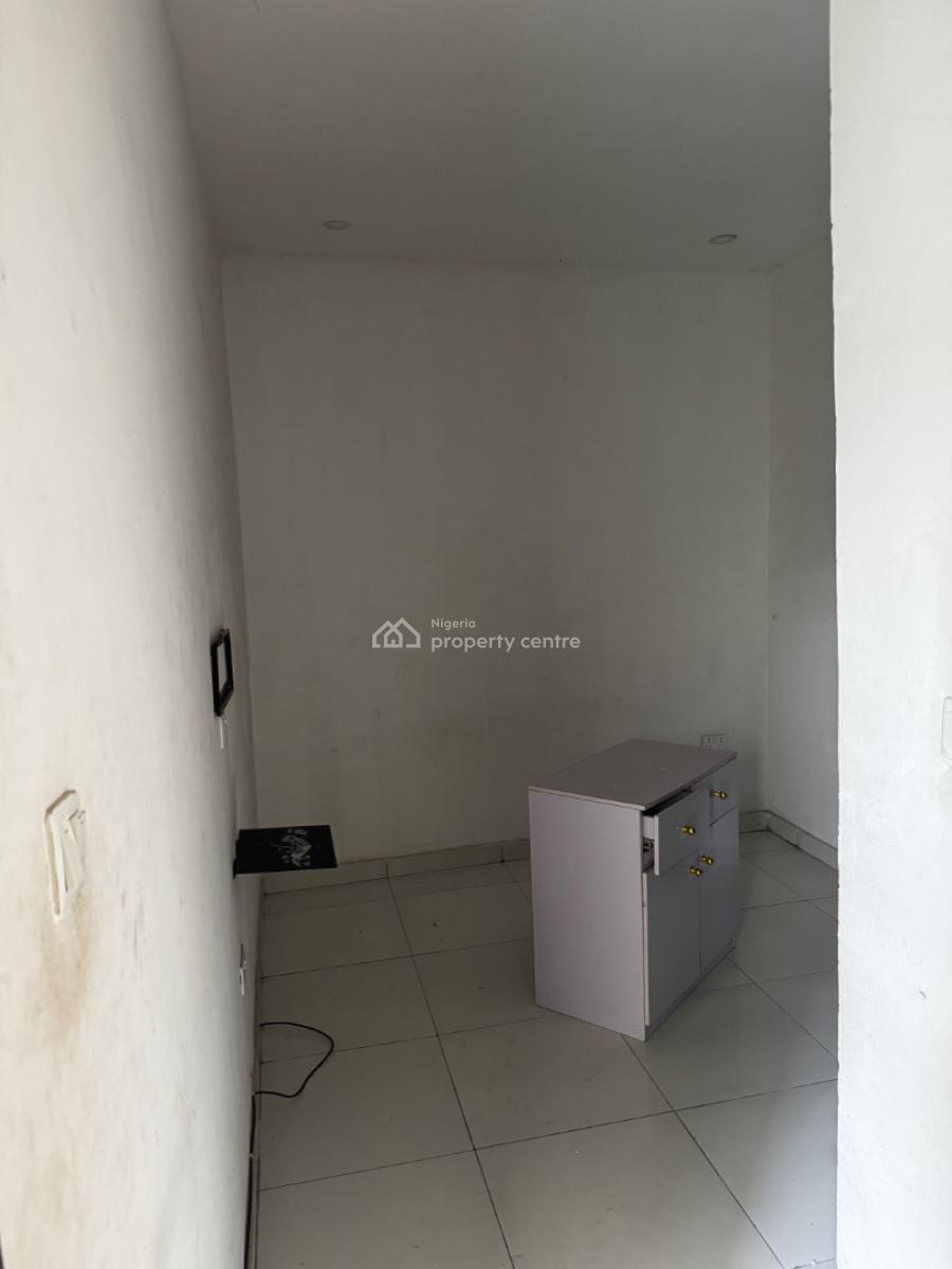 Well Maintained 2-bedroom Terrace Duplex with Bq, General Paint, Ajah, Lagos, Terraced Duplex for Rent