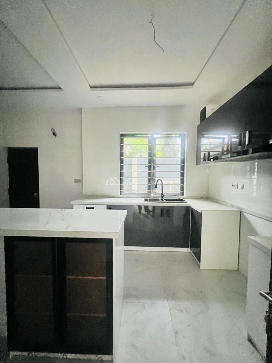 5 Bedroom Semi Detached Duplex Mixed Use, Ikeja Gra, Ikeja, Lagos, Semi-detached Duplex for Rent