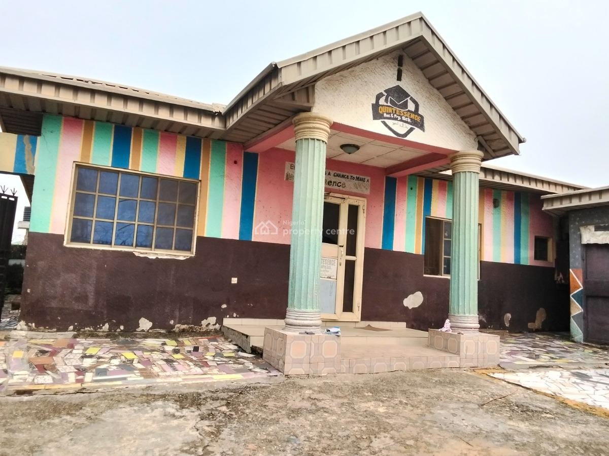 4 Bedroom Detached Bungalow, 15 Oworo Road, Oworonshoki, Shomolu, Lagos, Detached Bungalow for Rent