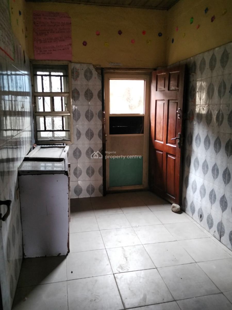 4 Bedroom Detached Bungalow, 15 Oworo Road, Oworonshoki, Shomolu, Lagos, Detached Bungalow for Rent
