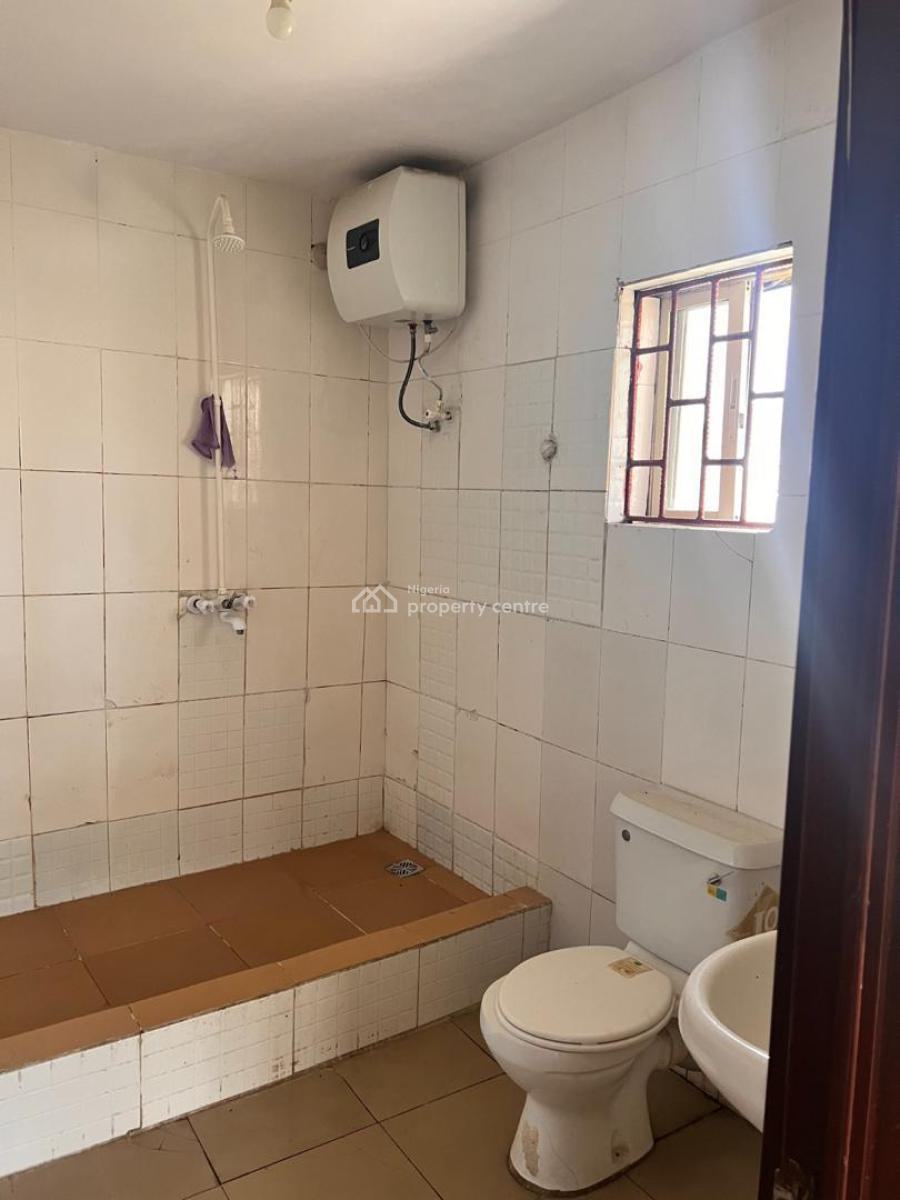 Neatly Used and Spacious 3 Bedroom Flat, Abijo, Lekki, Lagos, Flat / Apartment for Sale