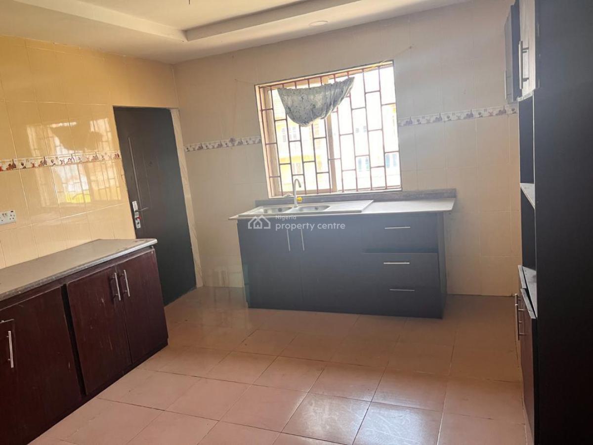 Neatly Used and Spacious 3 Bedroom Flat, Abijo, Lekki, Lagos, Flat / Apartment for Sale