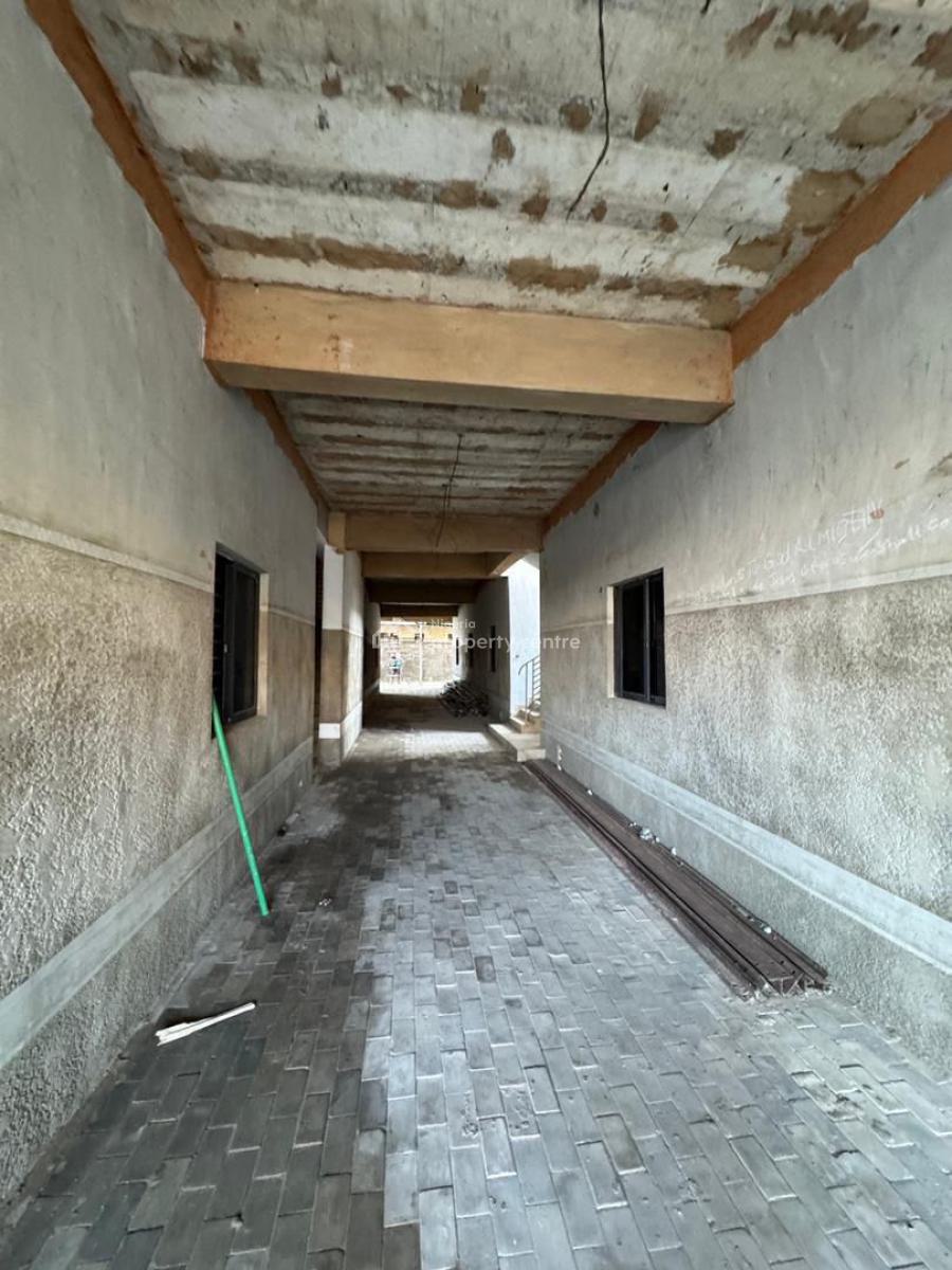 Contemporary 3 Bedroom Flat, Yaba, Lagos, Block of Flats for Sale