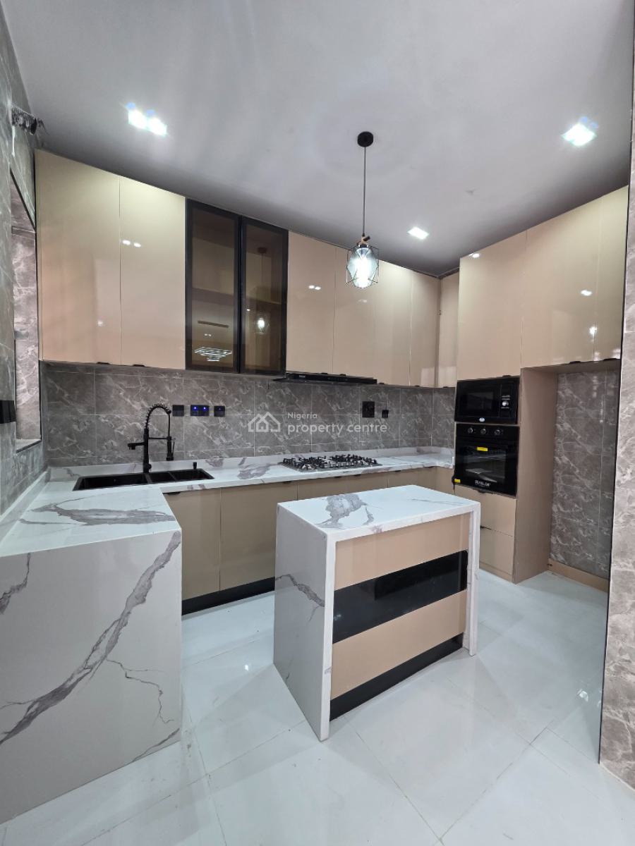 Luxury 2 Bedroom Apartment, Ologolo, Lekki, Lagos, Flat / Apartment for Sale