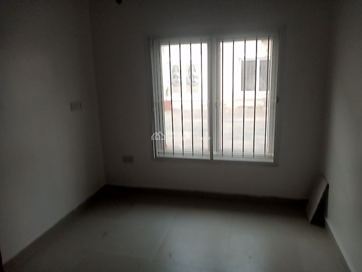a Neatly and Massively Built 4 Bedroom Semi Detached Duplex and a Bq, Osapa, Lekki, Lagos, Semi-detached Duplex for Rent