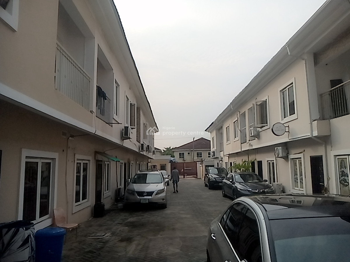 a Neatly and Massively Built 4 Bedroom Semi Detached Duplex and a Bq, Osapa, Lekki, Lagos, Semi-detached Duplex for Rent