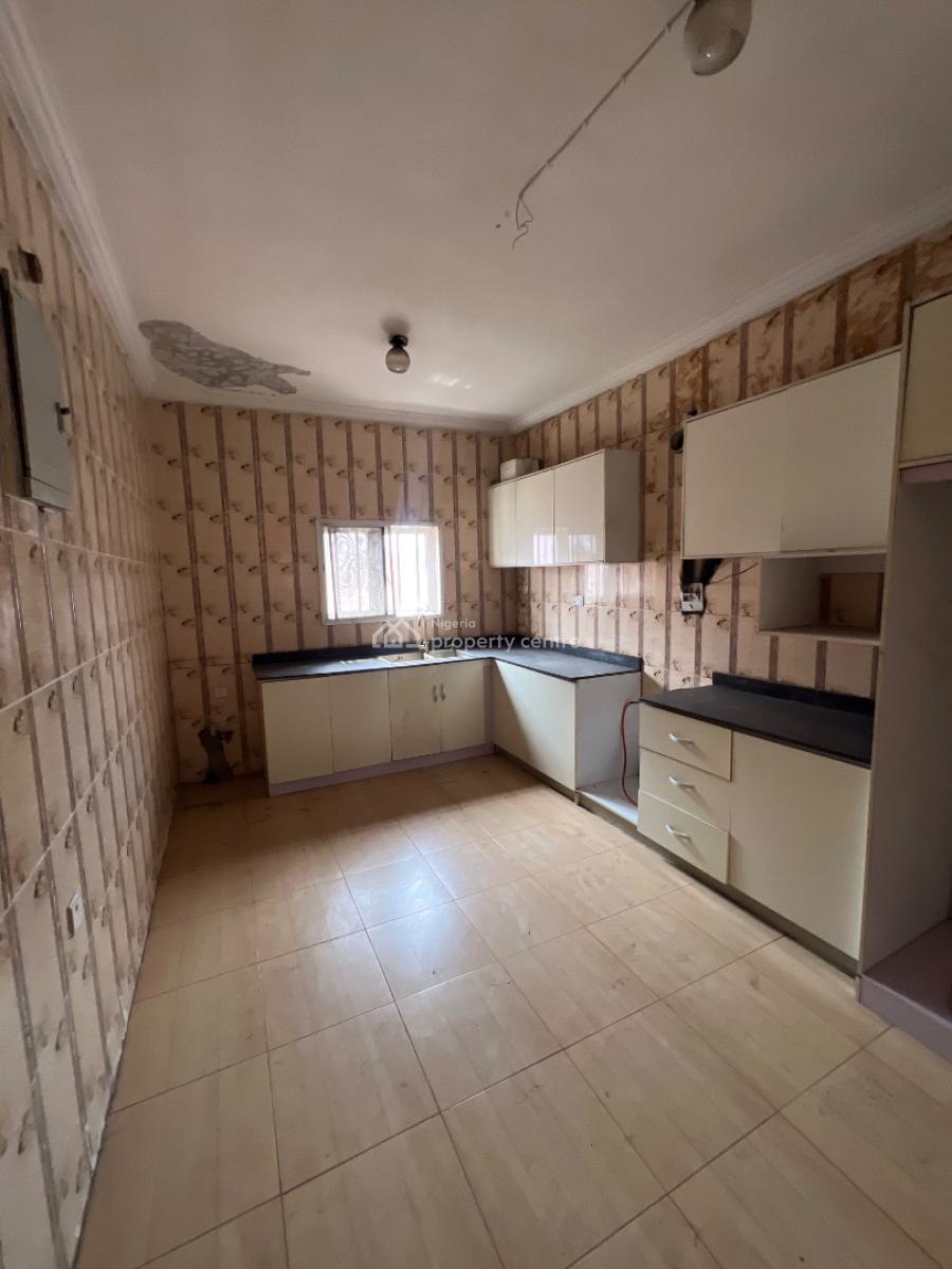 4 Bedroom Apartment, Osapa, Lekki, Lagos, Flat / Apartment for Rent