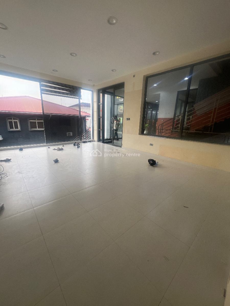 Shop Space Upstairs Facing Road with Office, Off Admiralty Way, Lekki Phase 1, Lekki, Lagos, Shop for Rent