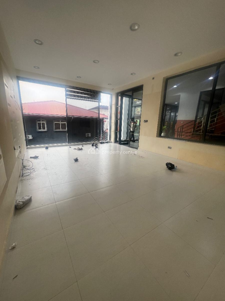 Shop Space Upstairs Facing Road with Office, Off Admiralty Way, Lekki Phase 1, Lekki, Lagos, Shop for Rent