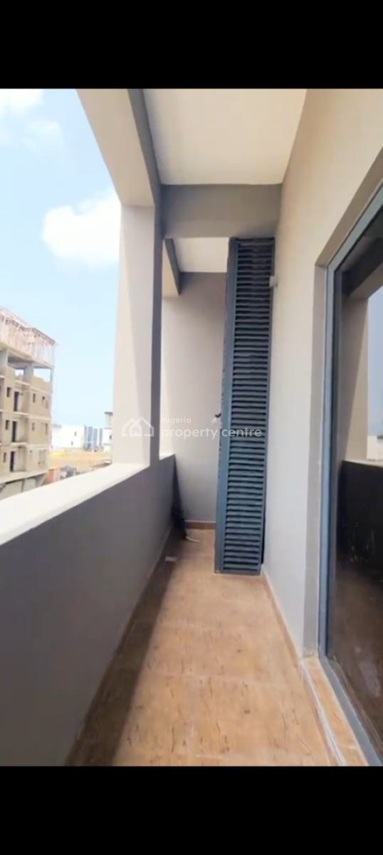 2 Bedroom Apartment Off Freedom Way Lekki Phase 1,, Off Freedom Way, Lekki Phase 1, Lekki, Lagos, Flat / Apartment for Sale