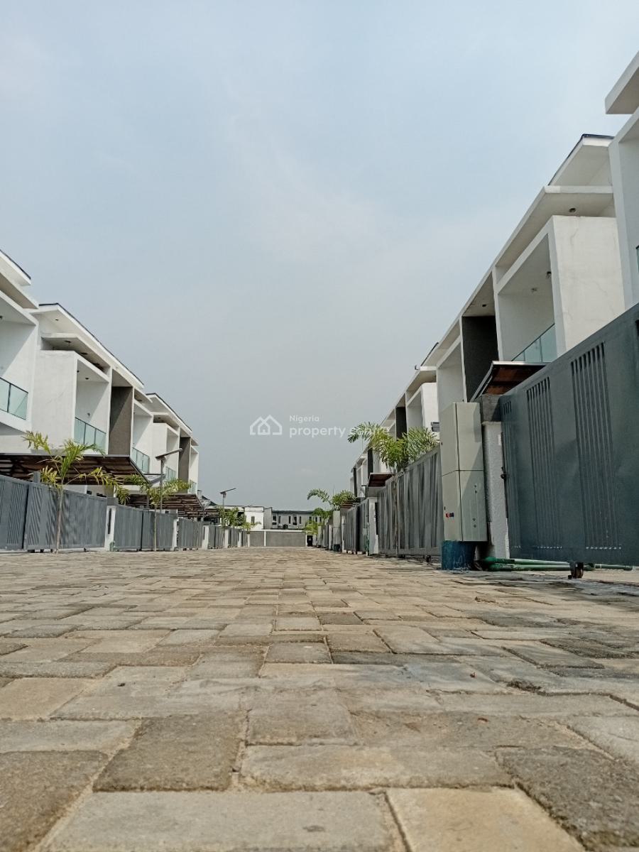 Mark of Freshness in a 4-bedroom Terraced Duplex, Orchid Road, Lekki, Lagos, Terraced Duplex for Rent