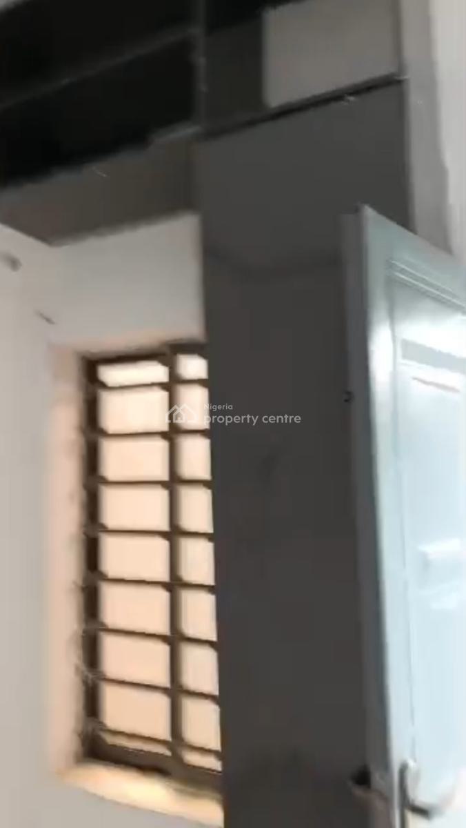 Very Sharp Room Self Con, Iyanaoworo, Oworonshoki, Kosofe, Lagos, Self Contain (single Rooms) for Rent