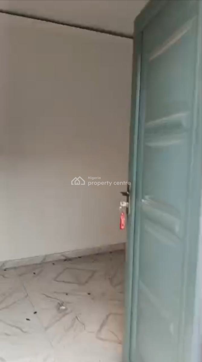 Very Sharp Room Self Con, Iyanaoworo, Oworonshoki, Kosofe, Lagos, Self Contain (single Rooms) for Rent