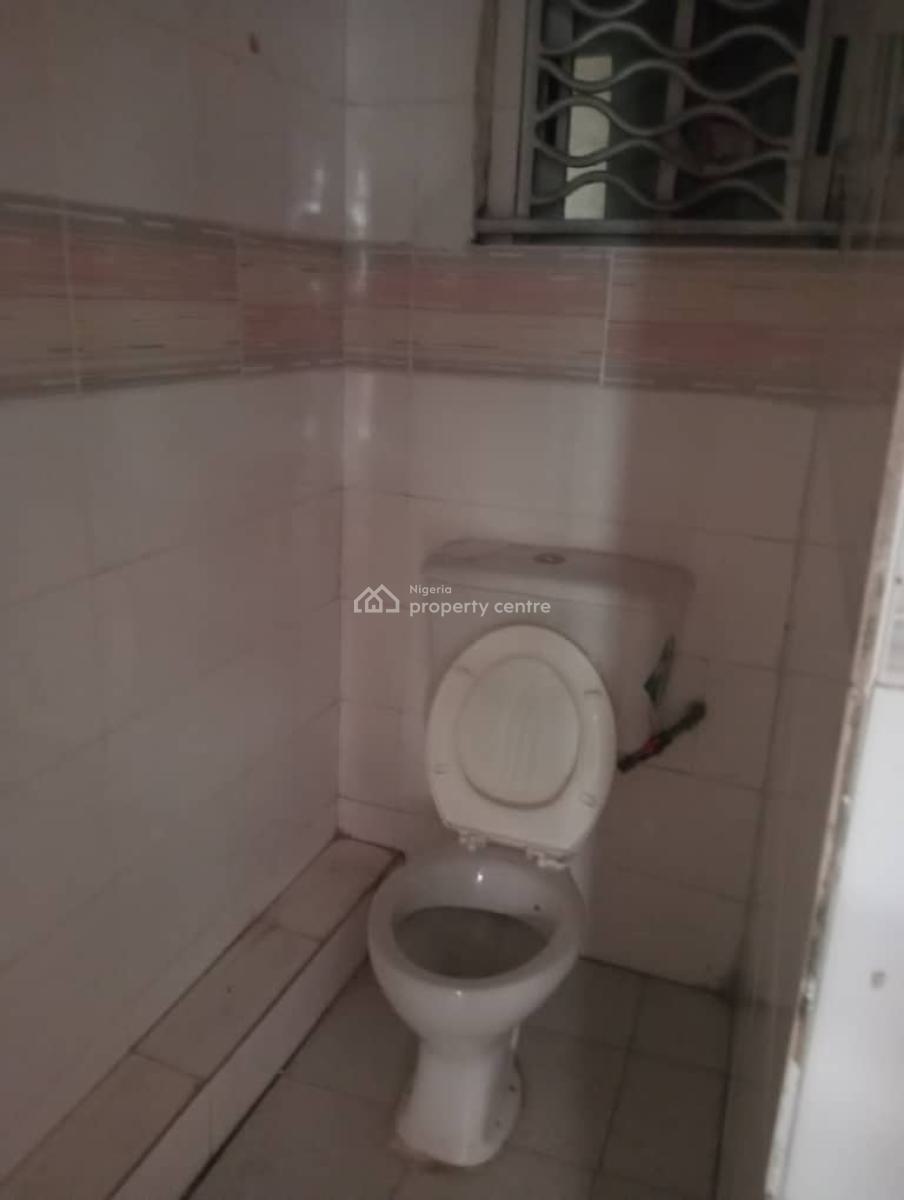 Spacious Shop + Toilet, Along Ayodelefanoiki Road, Magodo Phase 1., Gra Phase 1, Magodo, Lagos, Shop for Rent
