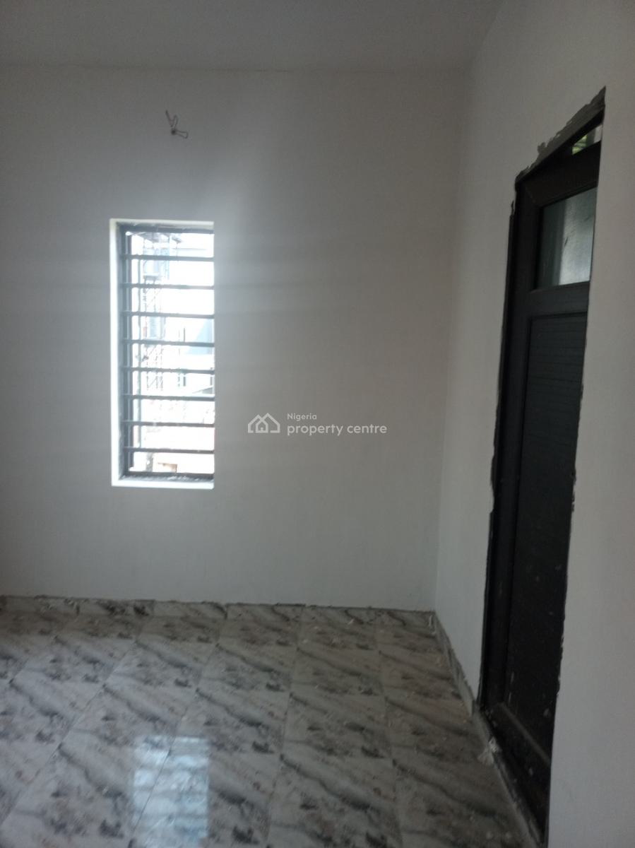 Brand New 2 Bedroom Up and Down, Alagutun, Off Mobil Road Ilaje, Ilaje, Ajah, Lagos, Flat / Apartment for Rent