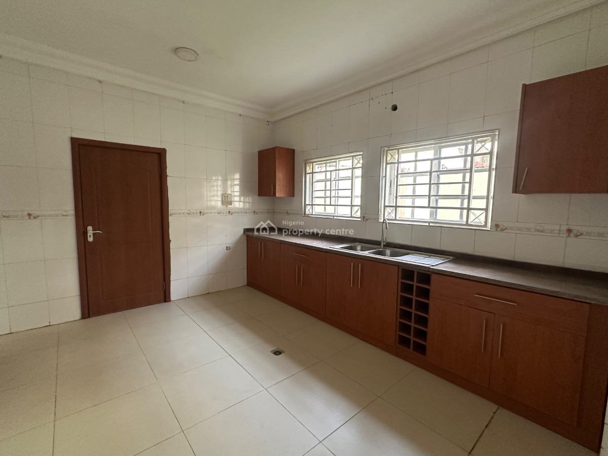 Well Renovated Twin Duplex of 4 Bedroom Detached Duplex with Bq, Maitama District, Abuja, Detached Duplex for Rent