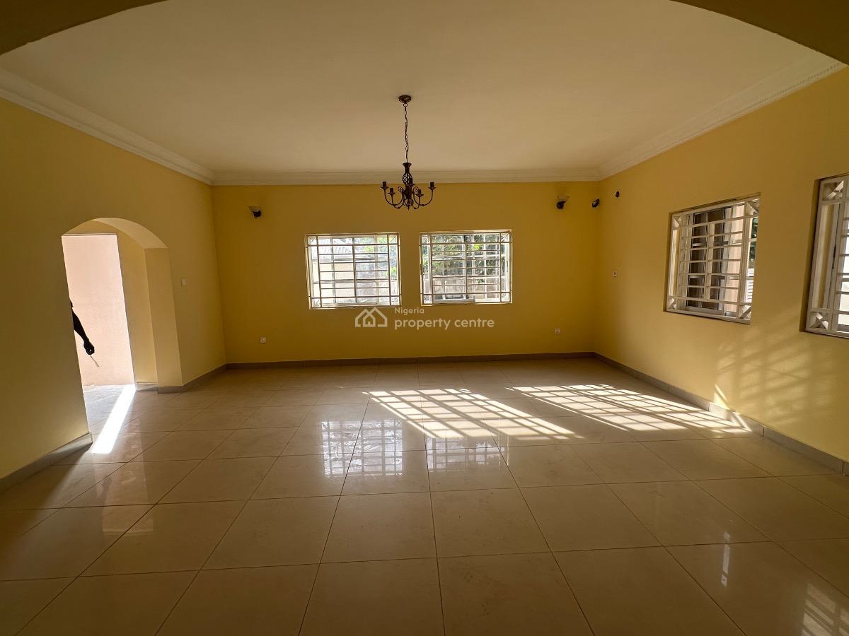 Well Renovated Twin Duplex of 4 Bedroom Detached Duplex with Bq, Maitama District, Abuja, Detached Duplex for Rent