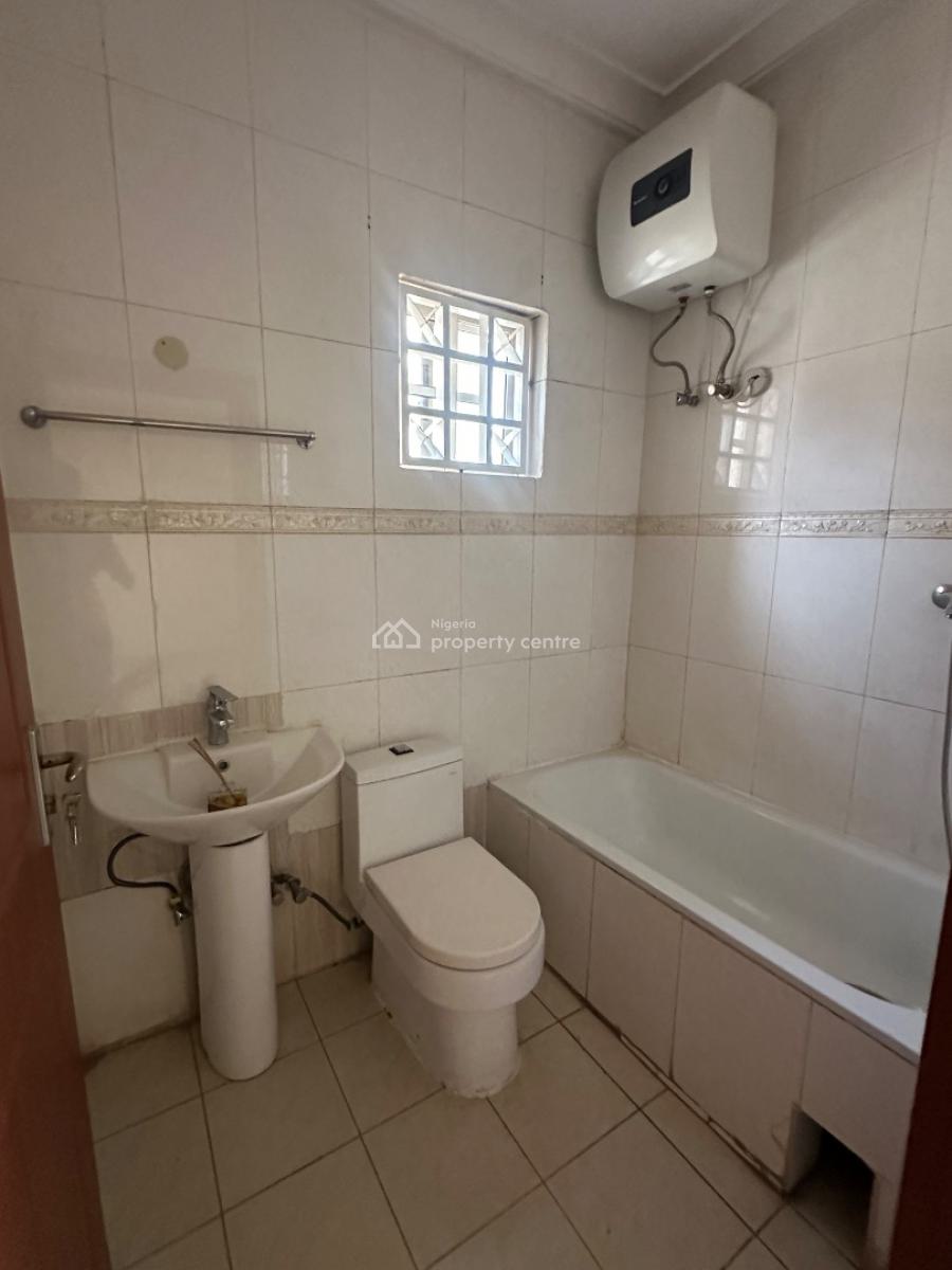 Well Renovated Twin Duplex of 4 Bedroom Detached Duplex with Bq, Maitama District, Abuja, Detached Duplex for Rent