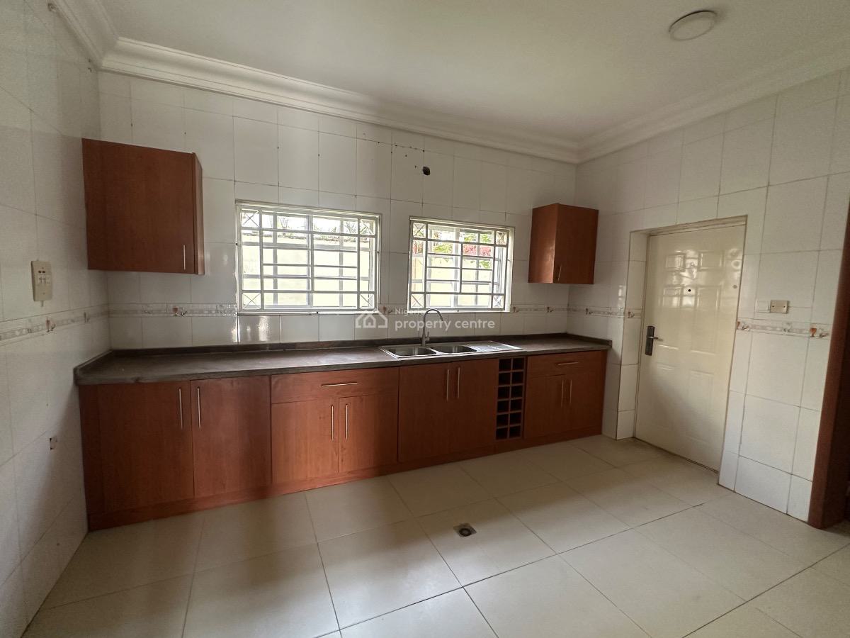 Well Renovated Twin Duplex of 4 Bedroom Detached Duplex with Bq, Maitama District, Abuja, Detached Duplex for Rent