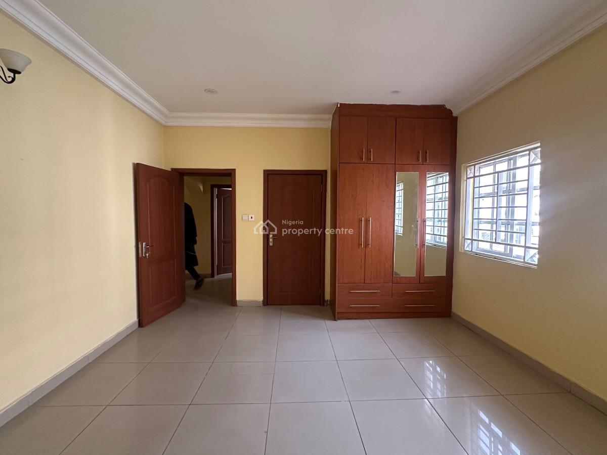 Well Renovated Twin Duplex of 4 Bedroom Detached Duplex with Bq, Maitama District, Abuja, Detached Duplex for Rent