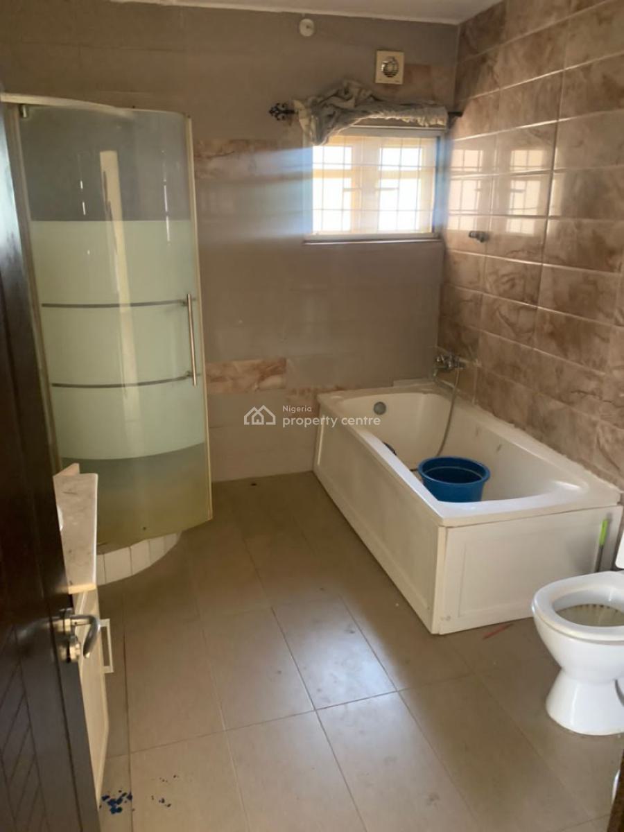 5 Bedroom Semi Detached with Bq, Lekki Phase 1, Lekki, Lagos, House for Rent