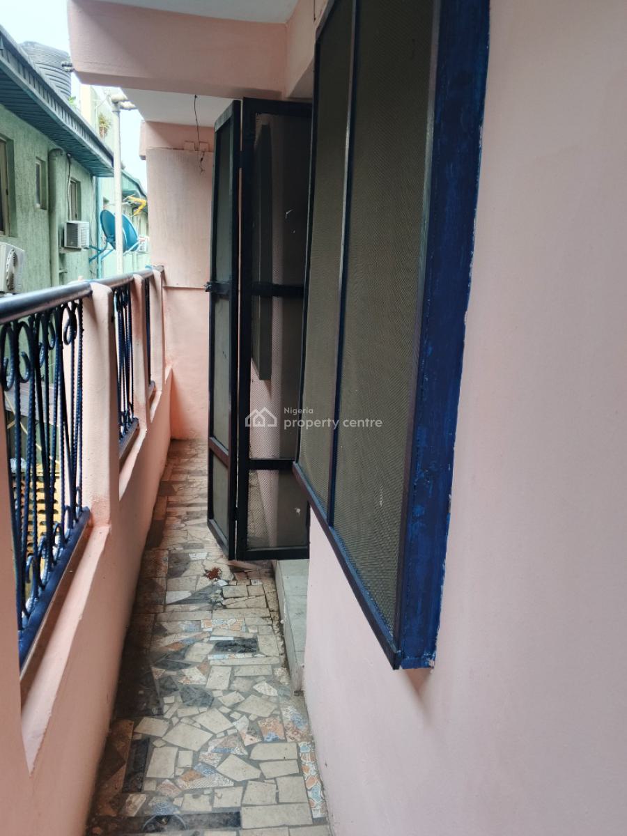 a Clean Mini Flat Upstairs Fens Round and Gated, Salvation, Opebi, Ikeja, Lagos, Mini Flat (room and Parlour) for Rent