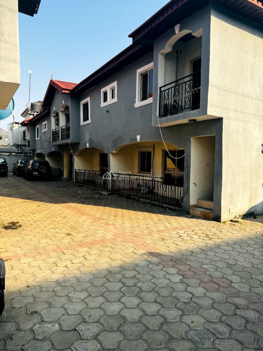 4 Bedroom Terraced Duplex in a Serene and Tightly Secured Estate, Osapa, Lekki, Lagos, Terraced Duplex for Rent