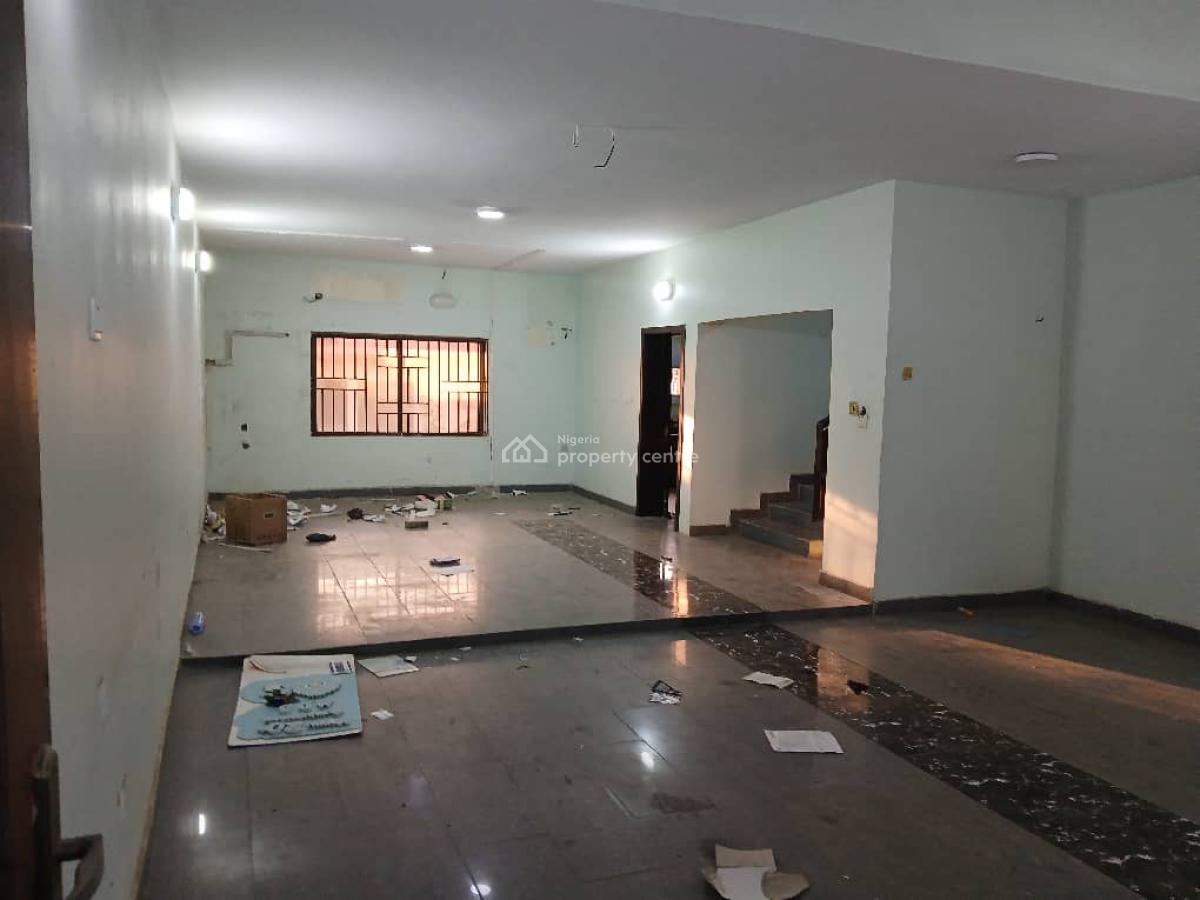 4 Bedroom Semi Detached Duplex with 2 Rooms Bq, Maitama District, Abuja, Semi-detached Duplex for Rent