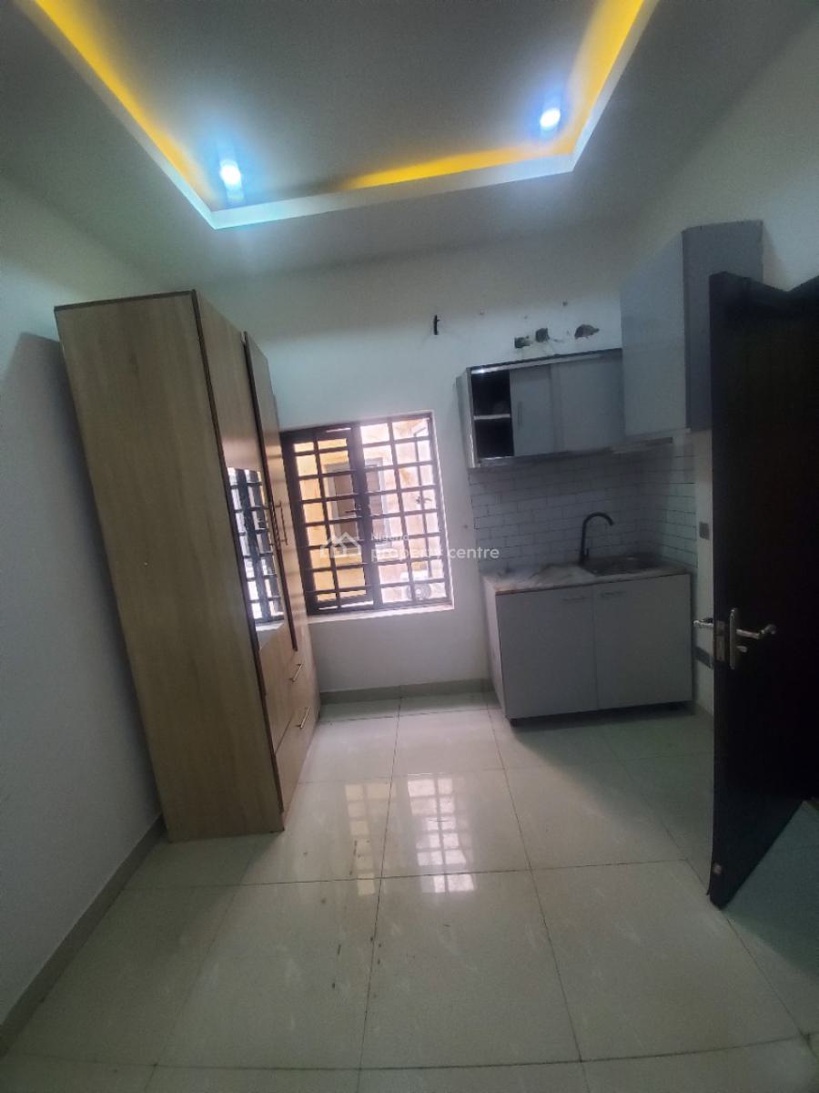 1 Room Studio  Apartment, Orchid Road ., Lekki, Lagos, Self Contain (single Rooms) for Rent