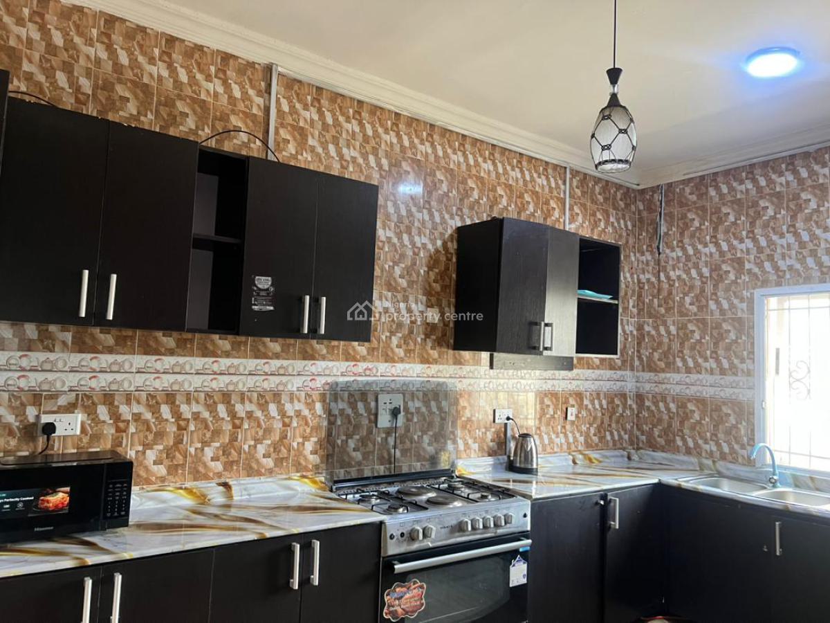 Beach View 2bedroom Apartment with Pool and Gym, Ikate Elegushi, Lekki, Lagos, House Short Let