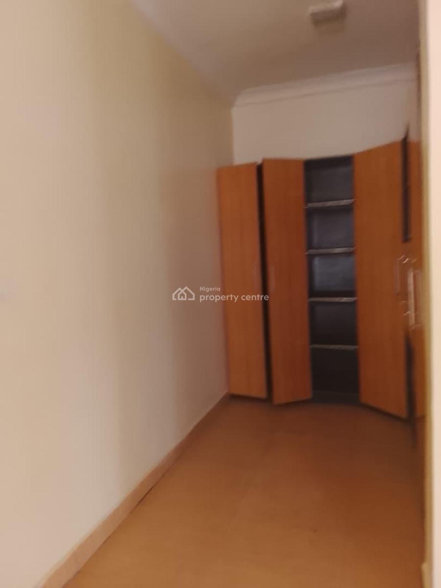 Luxury Well Maintained 4 Bedroom Fully Detached Duplex with Study Room, Chevron, Lekki, Lagos, Detached Duplex for Rent