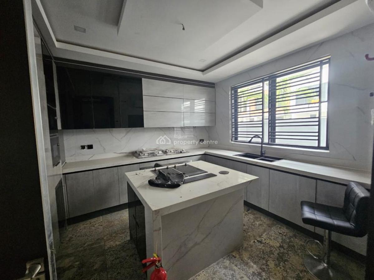 Luxury and Fully Serviced 5 Bedroom Fully Detached Duplex with 2 Rooms, Old Ikoyi, Ikoyi, Lagos, Detached Duplex for Rent