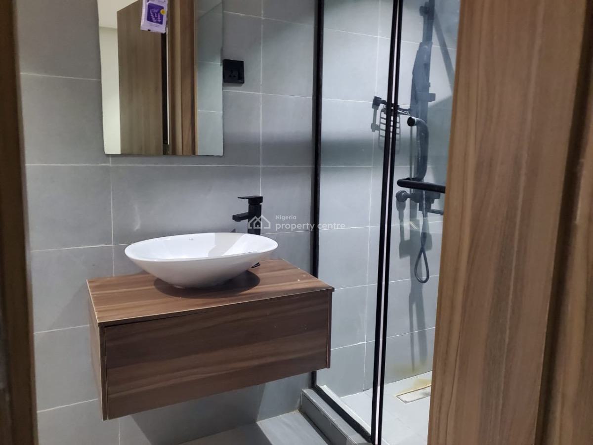 Furnished and Serviced 2 Bedroom Apartment, Lekki Phase 1, Lekki, Lagos, Flat / Apartment for Sale