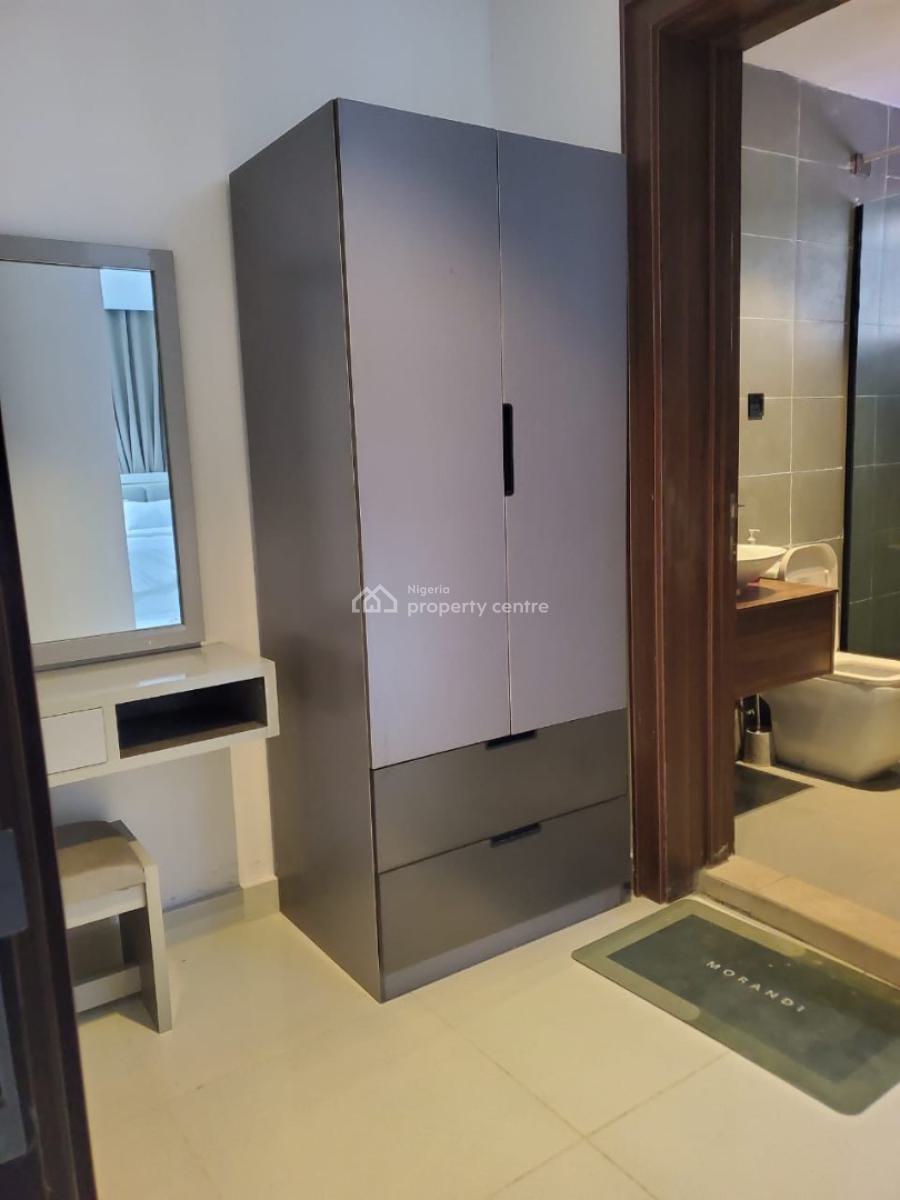 Furnished and Serviced 2 Bedroom Apartment, Lekki Phase 1, Lekki, Lagos, Flat / Apartment for Sale